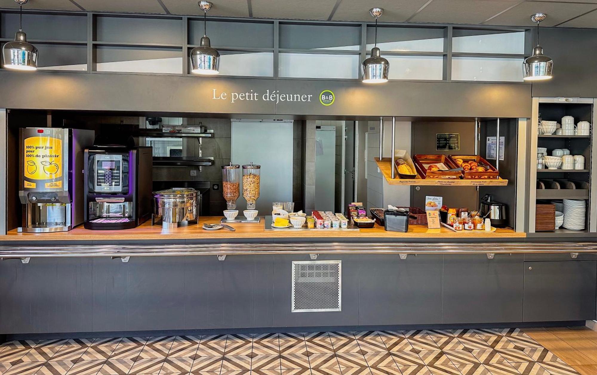 B&B Hotel Montelimar Sud Zewnętrze zdjęcie